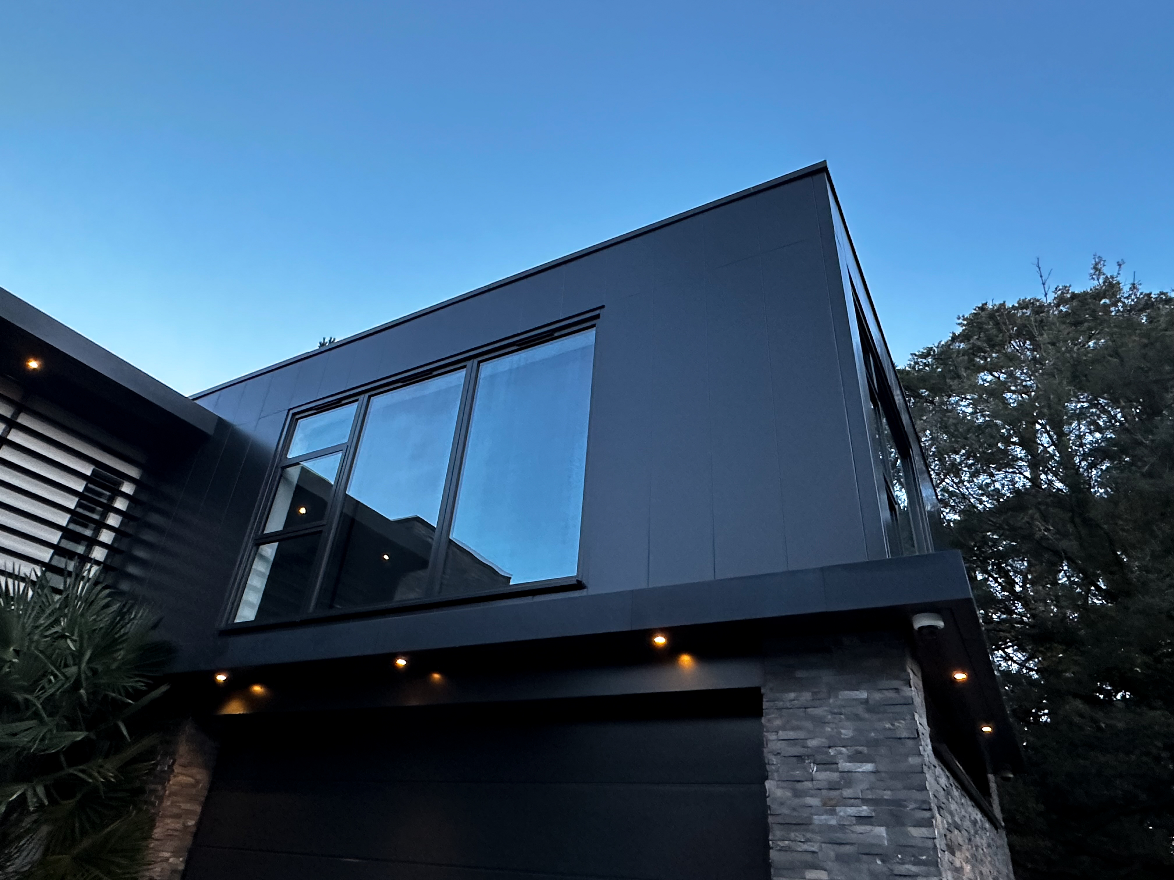 Close up of aluminium capping on house